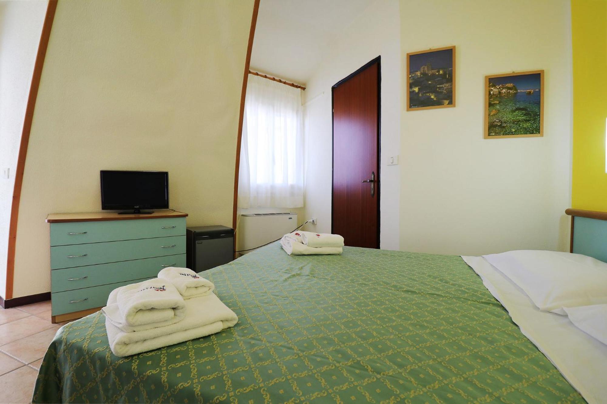 Nirvana Club Village Botricello Ngoại thất bức ảnh