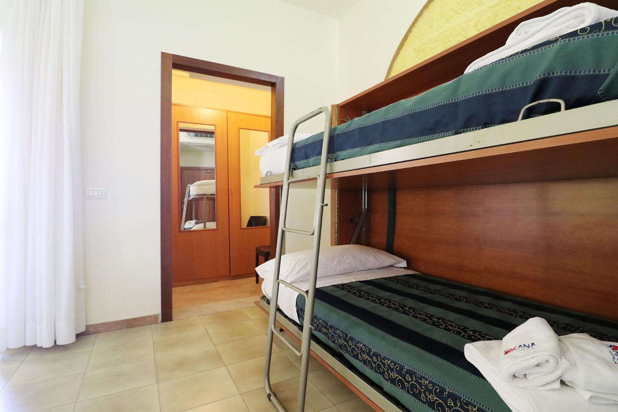 Nirvana Club Village Botricello Phòng bức ảnh
