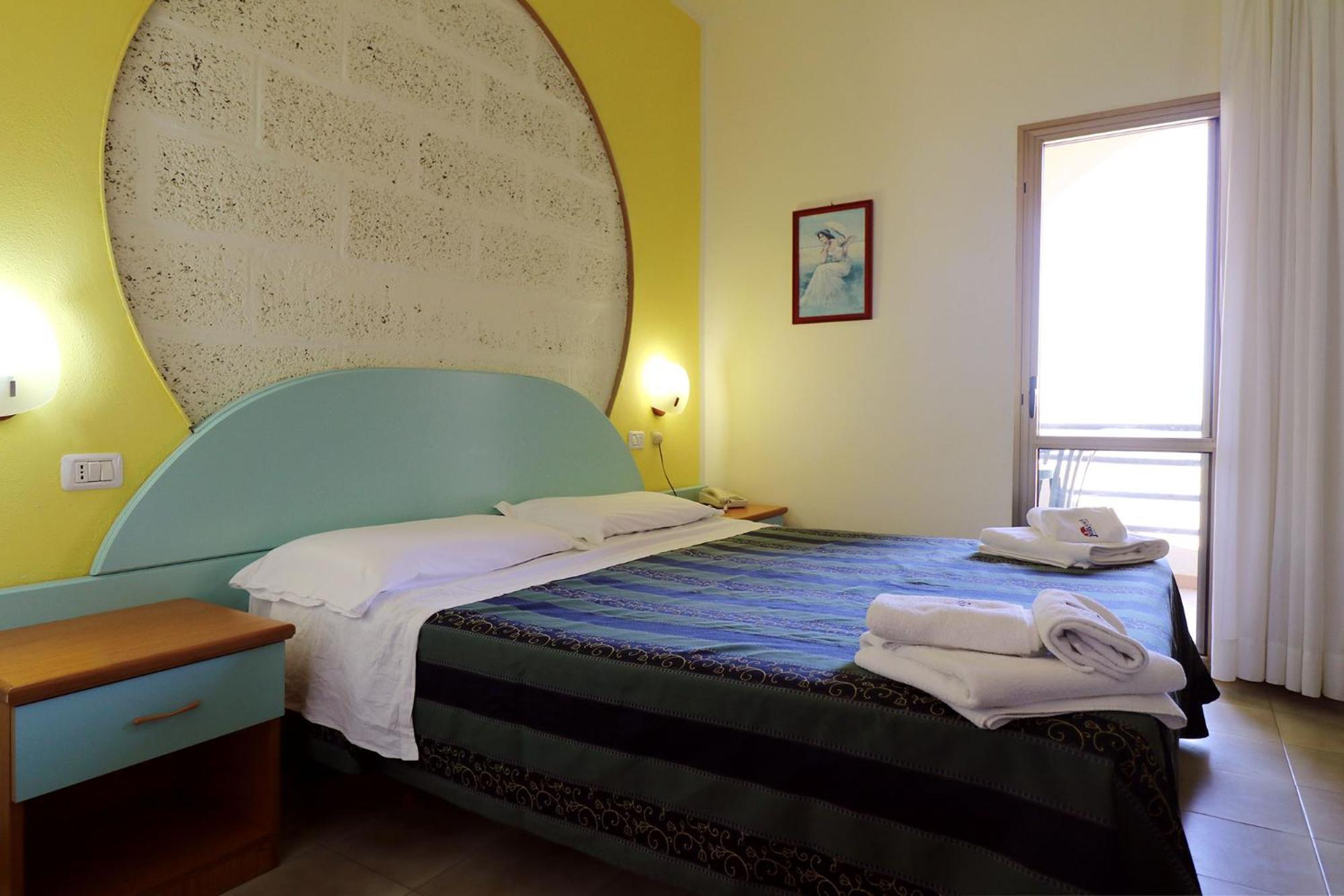 Nirvana Club Village Botricello Phòng bức ảnh